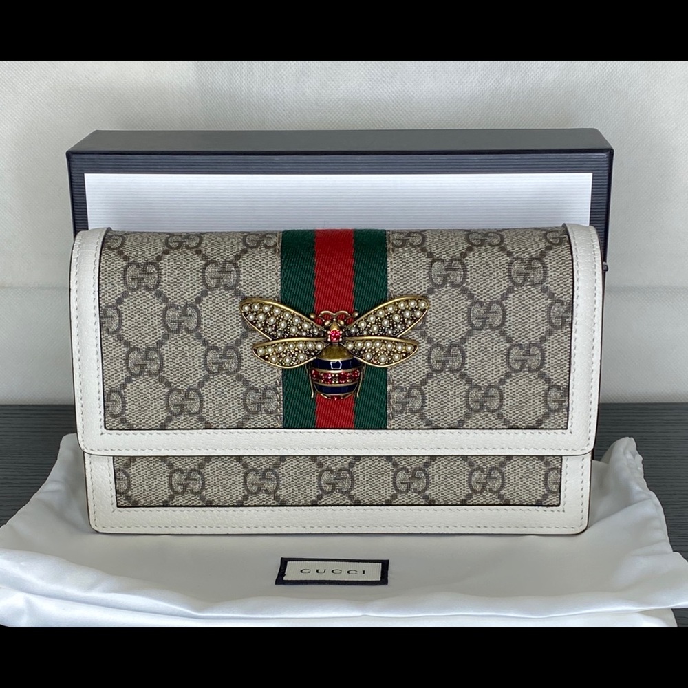 GUCCI Crossbody Clutch Queen Margaret GG AUTHENTIC. 8in / 5.25in / 1.5in